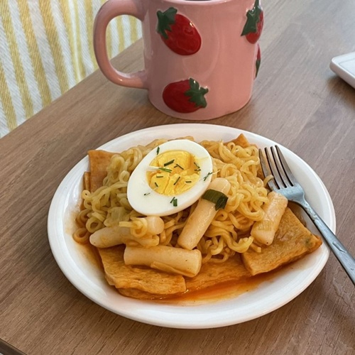 파슬리도 저거보단 두껍겠다 파슬리도 저거보단 두껍겠다